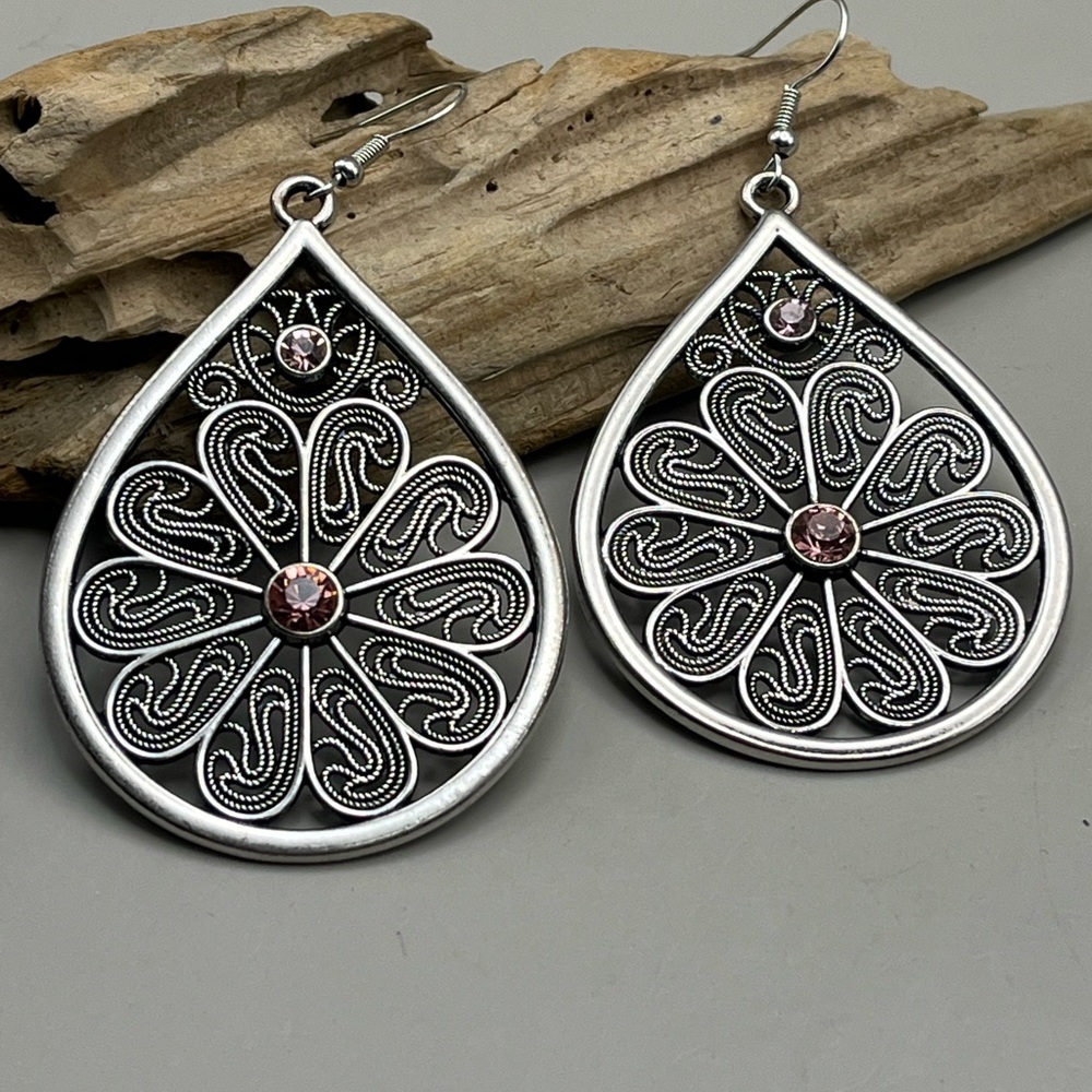 Elegant Silver Floral and Pink Teardrop Earrings